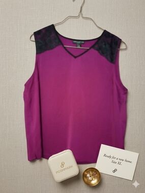 Sleeveless V-Neck Lace Shoulder Top - Magenta by